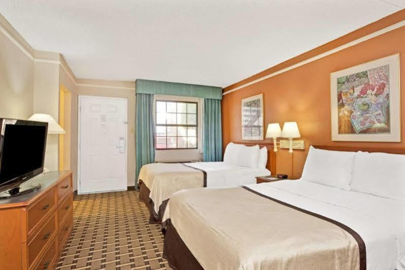 Red Roof Inn Houston North - Fm1960 & I-45 Westfield Exteriér fotografie